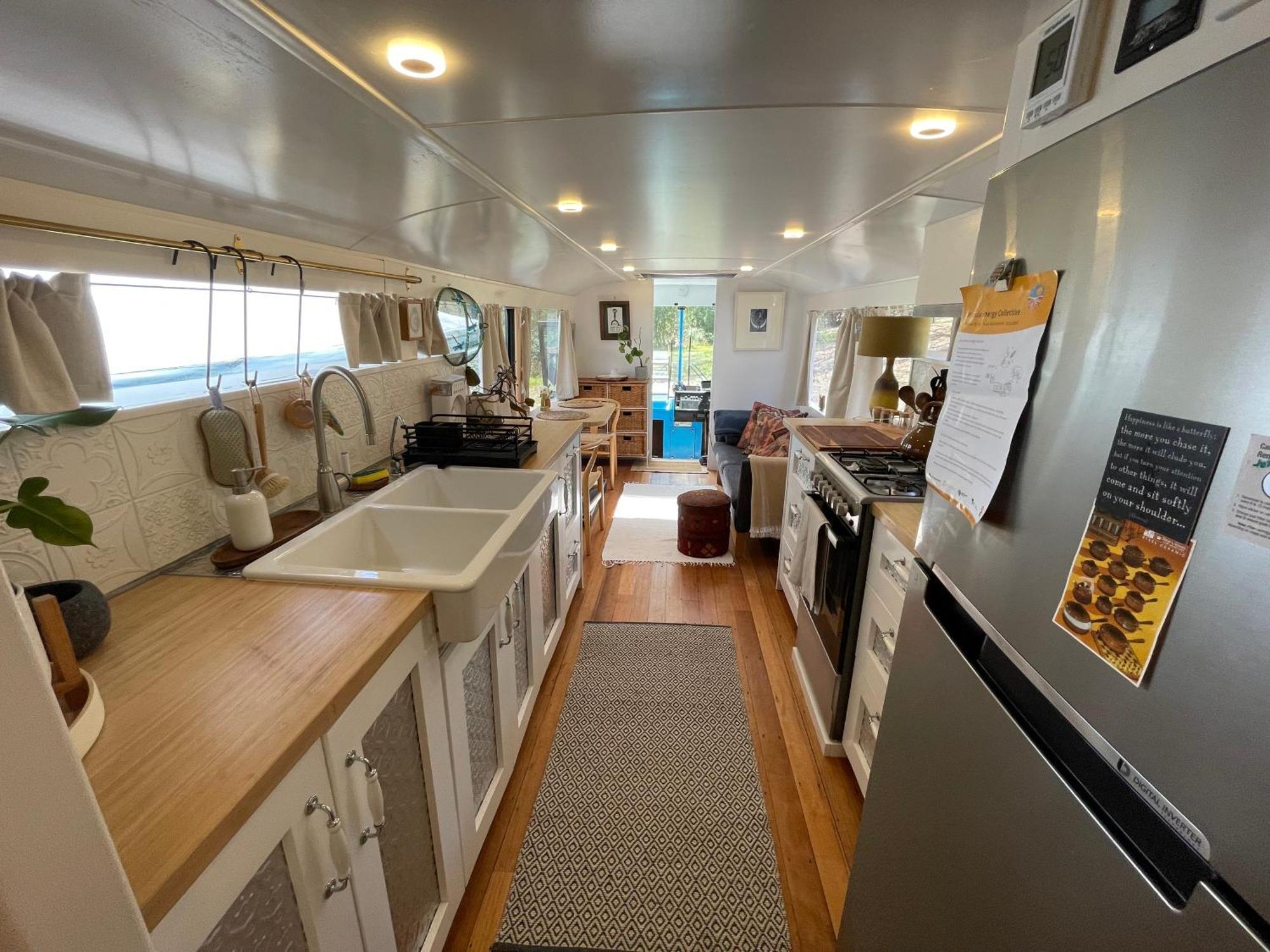 Bus - Tiny - 1980s Classic With Off Grid Elegance *