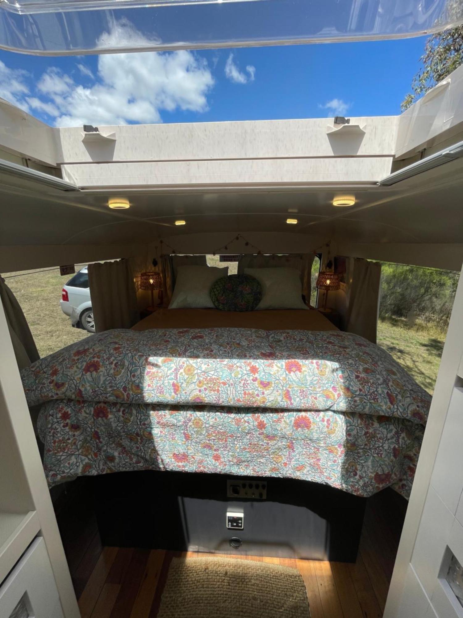 Holiday home Bus - Tiny - 1980s Classic With Off Grid Elegance