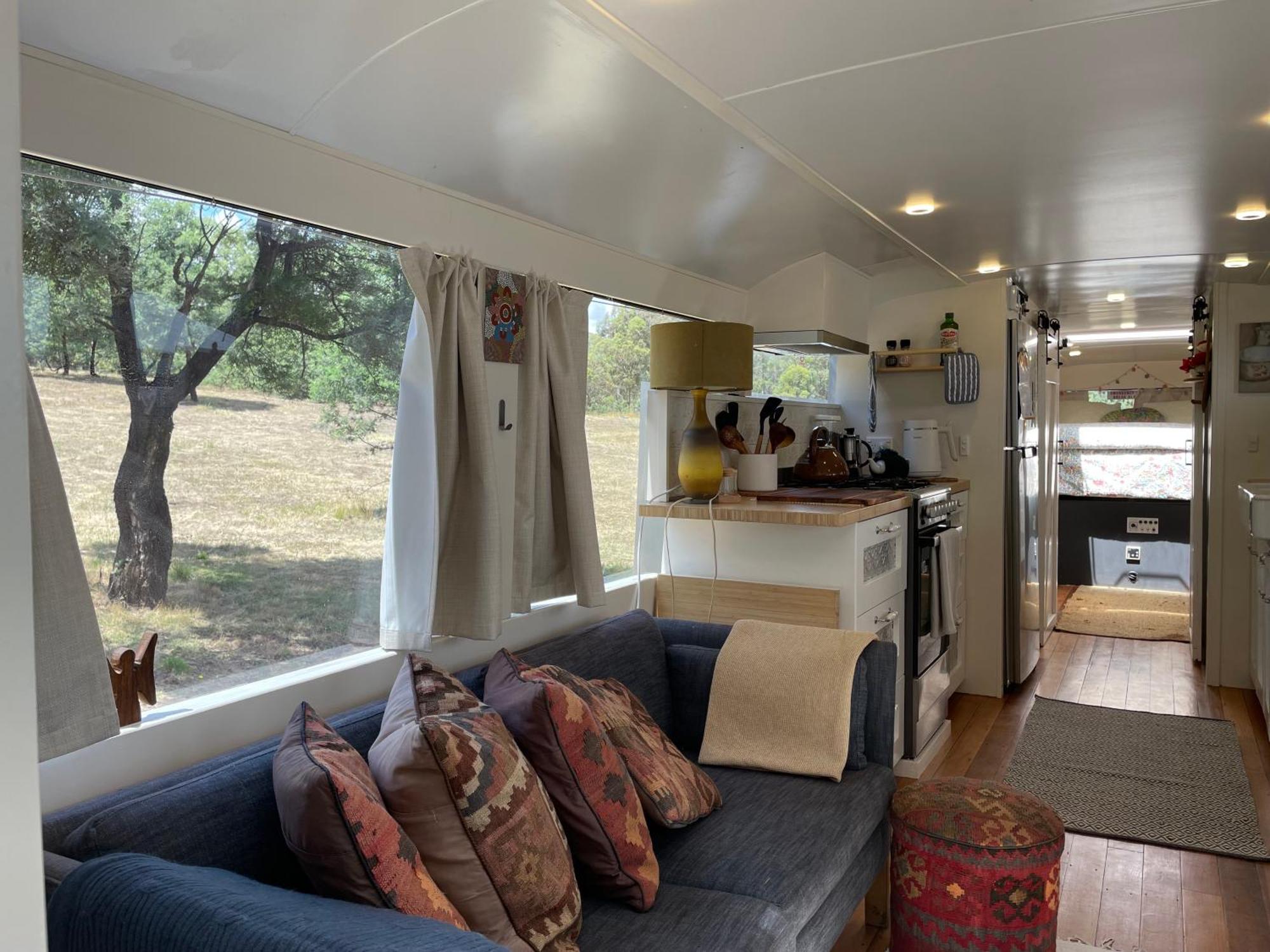 Bus - Tiny - 1980s Classic With Off Grid Elegance Holiday home Faraday